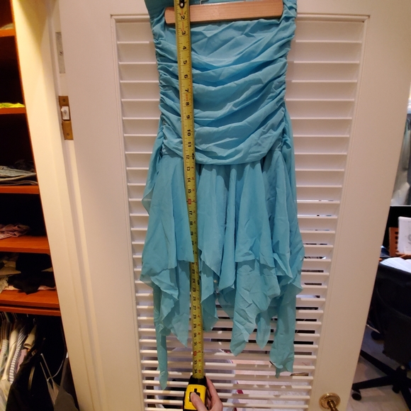 French dress by Les tout petits - Picture 3 of 5